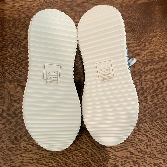 Dolce Vita Woven Size 9 - Picture 4 of 6